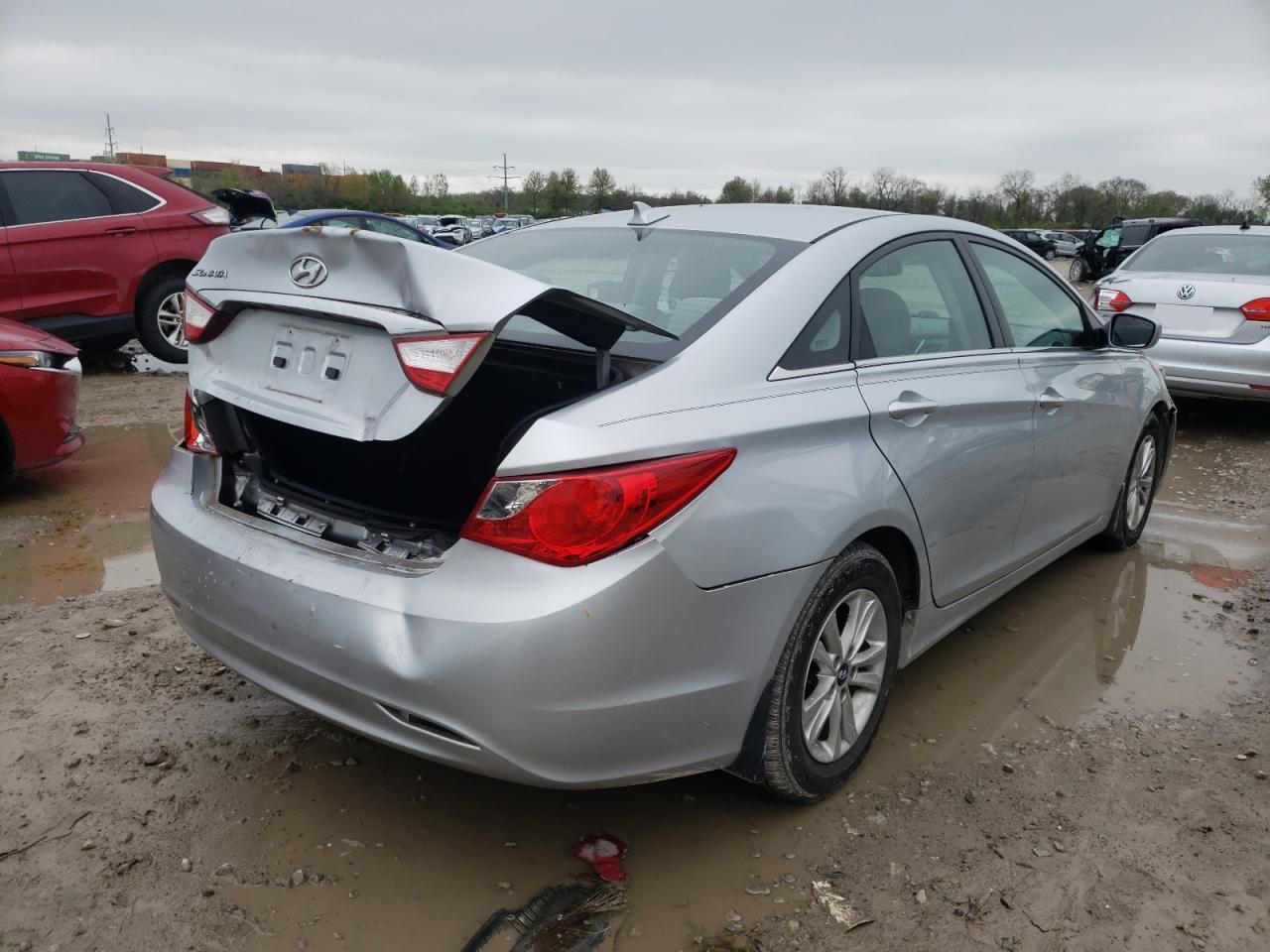 Photo 4 from auction – 2013 HYUNDAI SONATA GLS with VIN 5NPEB4ACXDH784602