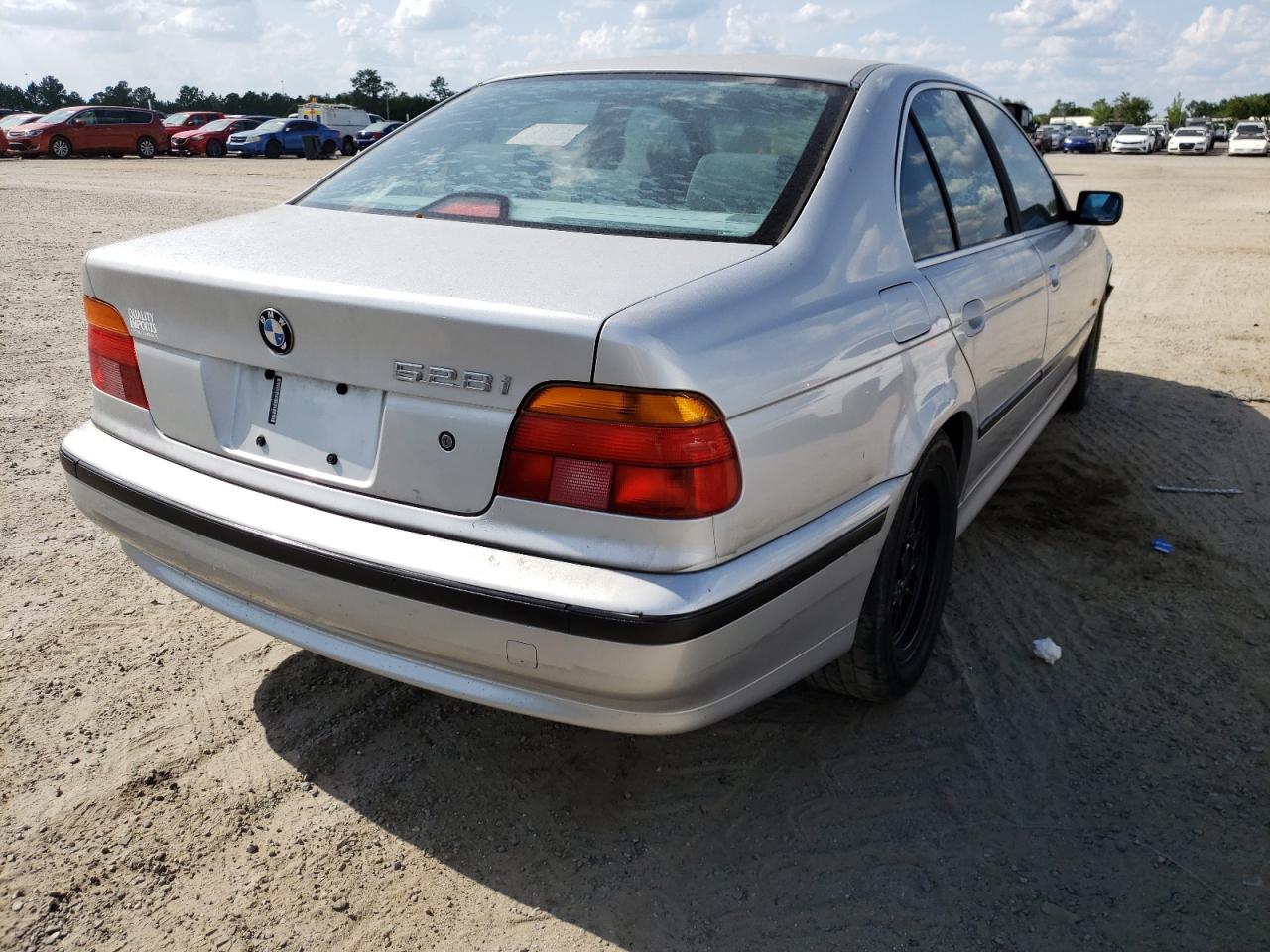 Photo 4 from auction – 1999 BMW 528 I AUTO with VIN WBADM6331XBY30450