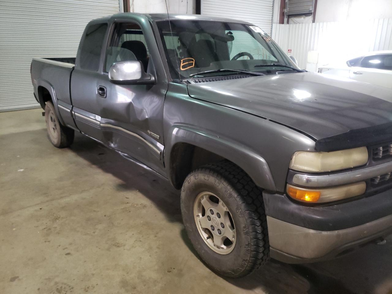 Photo 9 from auction – 2001 CHEVROLET 1500 with VIN 1GCEK19T91E136473