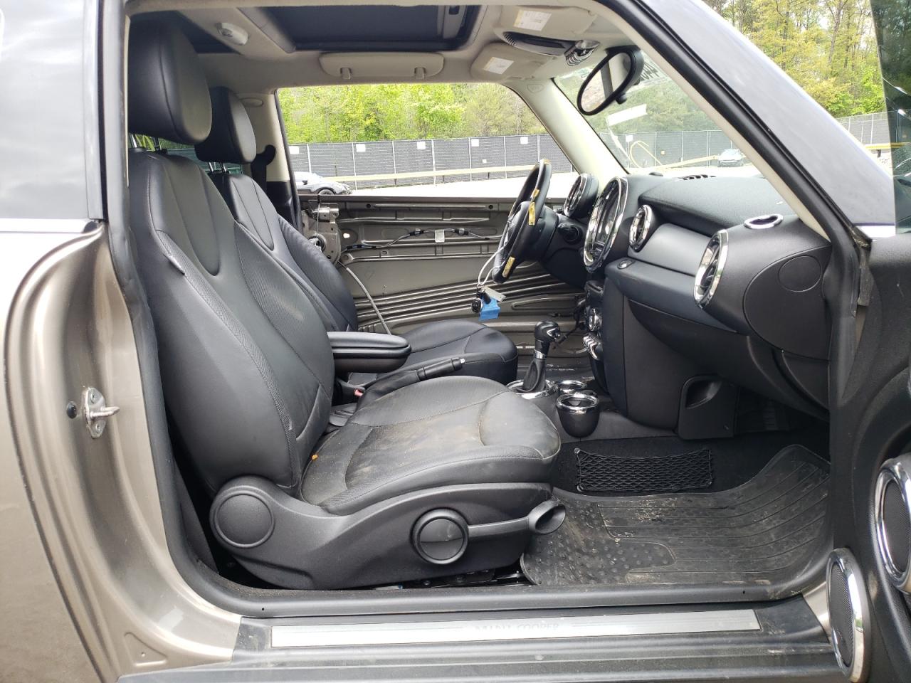 Photo 5 from auction – 2012 MINI COOPER with VIN WMWSU3C52CT540309