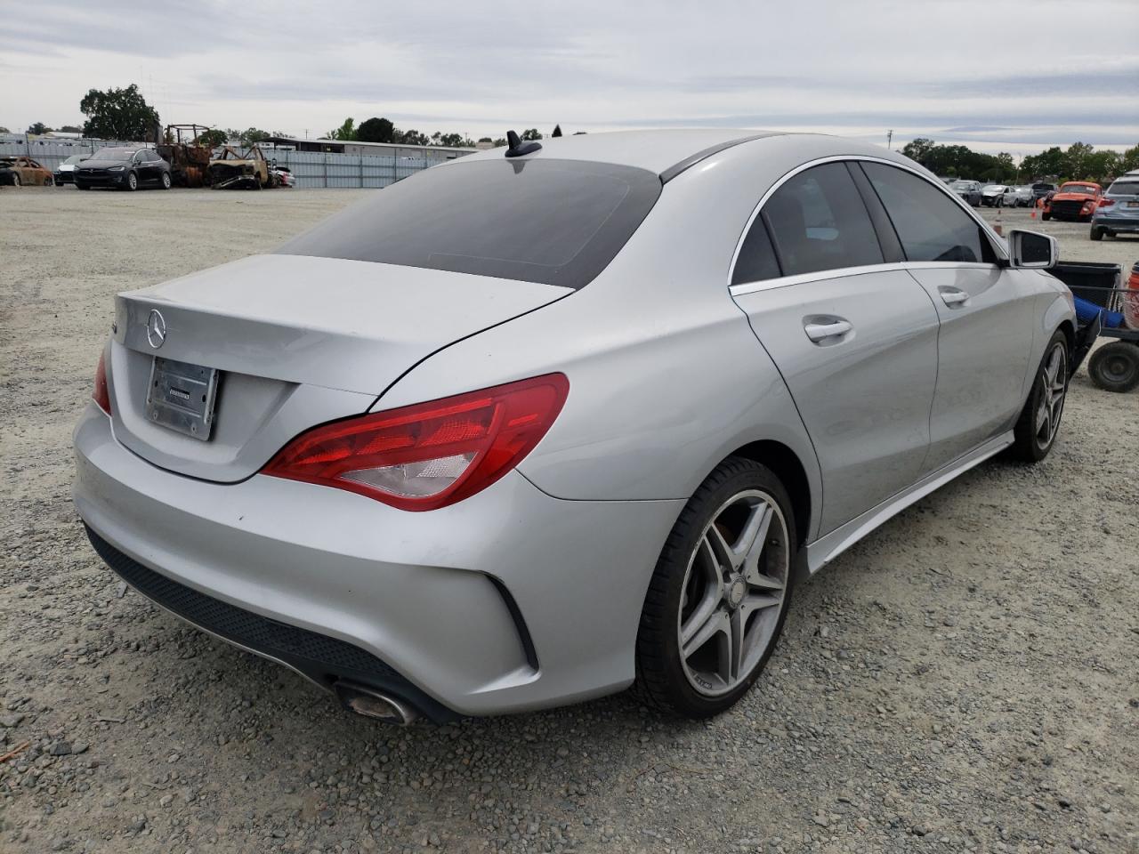 Photo 4 from auction – 2014 MERCEDES-BENZ CLA 250 with VIN WDDSJ4EB4EN054800