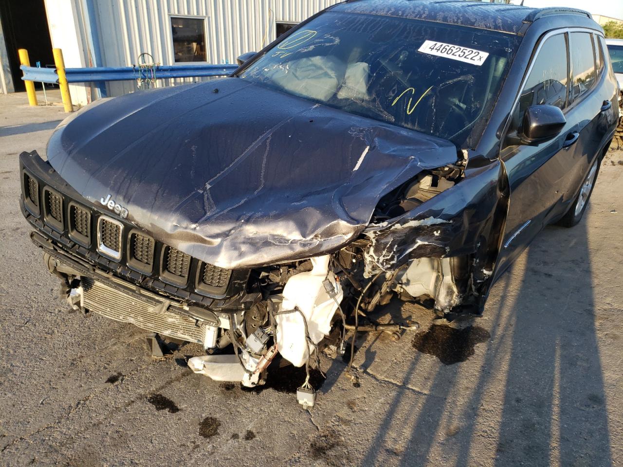 Photo 9 from auction – 2020 JEEP COMPASS LA with VIN 3C4NJCBBXLT243213