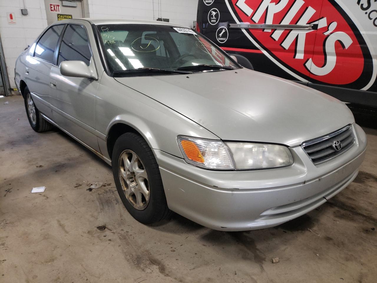 Photo 1 from auction – 2000 TOYOTA CAMRY CE with VIN JT2BG22K0Y0412017