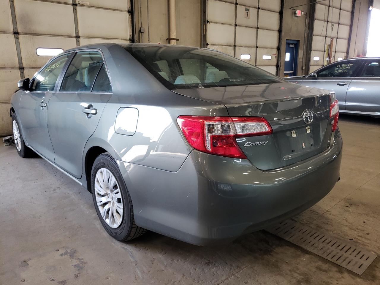 Photo 3 from auction – 2012 TOYOTA CAMRY BASE with VIN 4T4BF1FK4CR270126