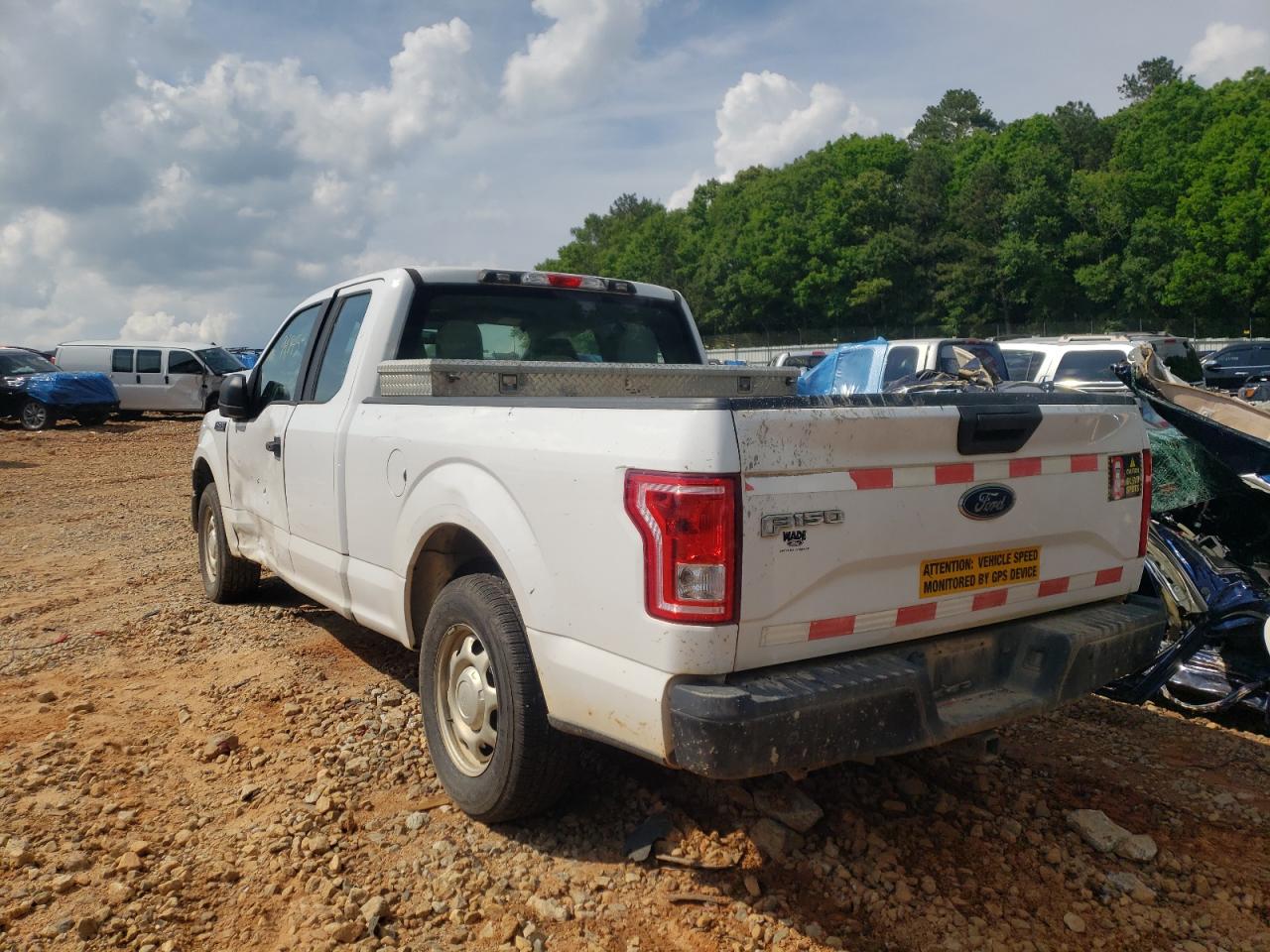 Photo 3 from auction – 2017 FORD F150 SUPER with VIN 1FTEX1C81HKC51084