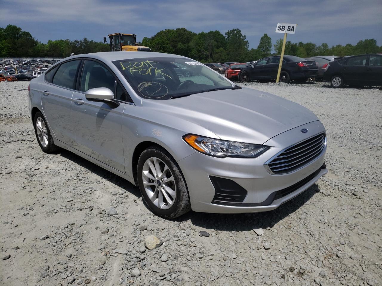 FORD FUSION SE 2019 with VIN 3FA6P0HD9KR183789 - Photo from auction