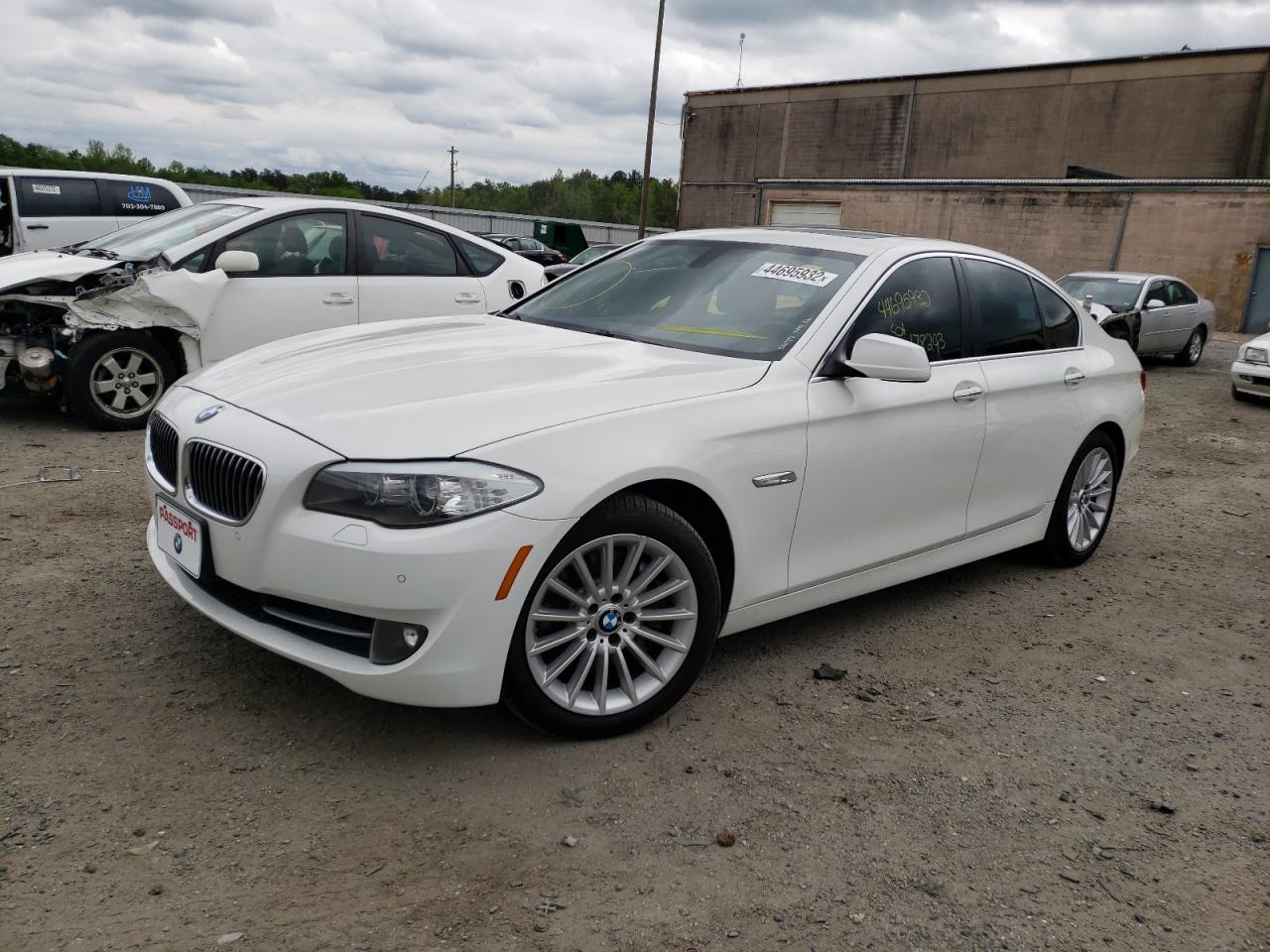 Photo 2 from auction – 2013 BMW 535 XI with VIN WBAFU7C55DDU66470