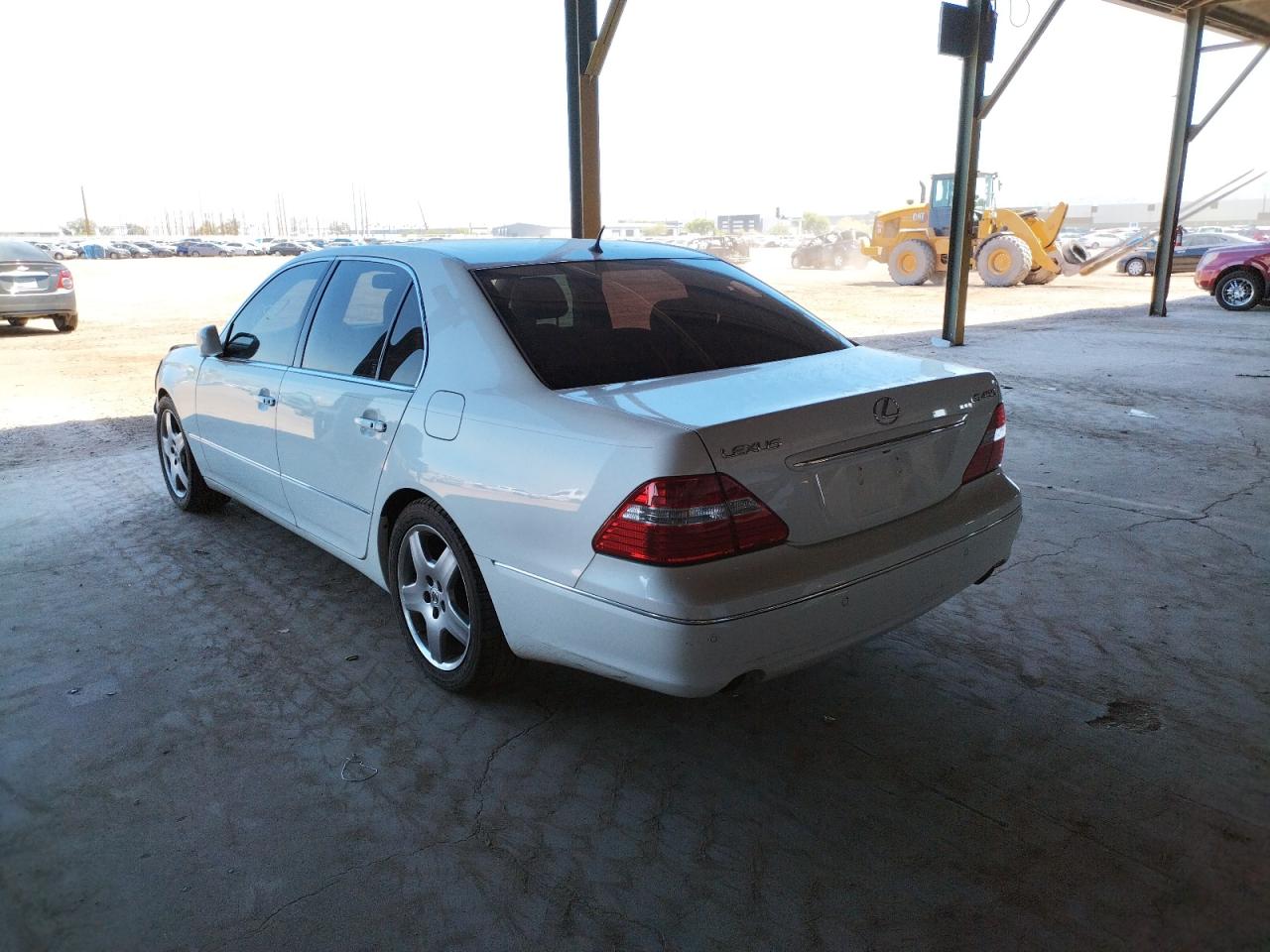 Photo 3 from auction – 2006 LEXUS LS 430 with VIN JTHBN36F365032314