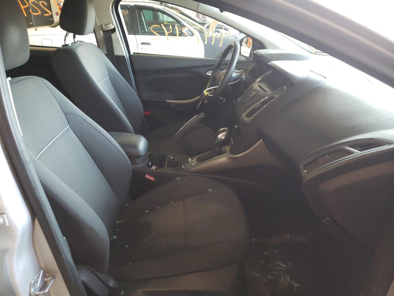 Photo 5 from auction – 2012 FORD FOCUS SEL with VIN 1FAHP3M24CL111395