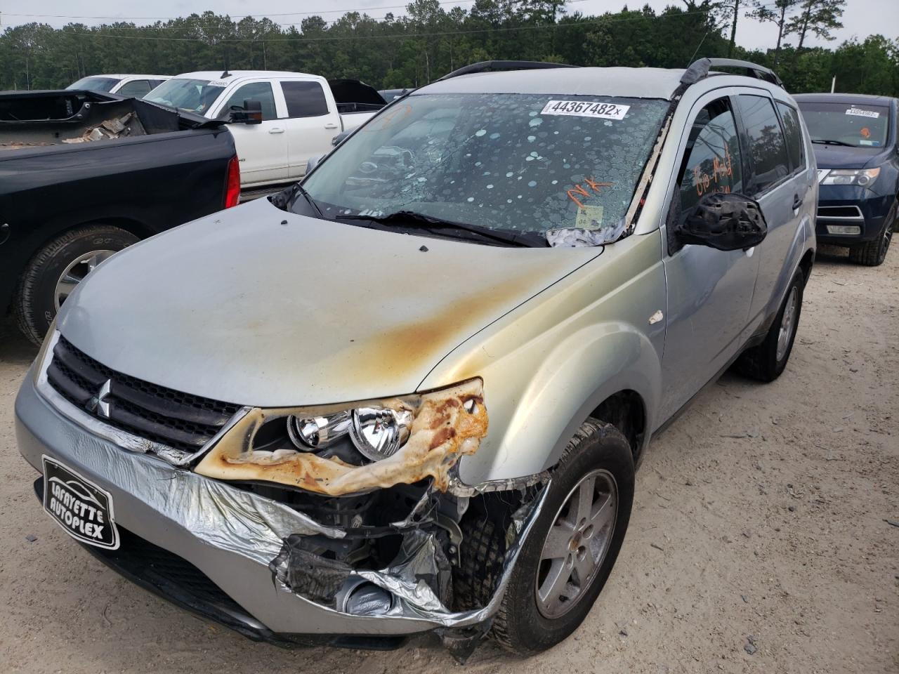 Photo 2 from auction – 2007 MITSUBISHI OUTLANDER with VIN JA4MT31X17Z005326