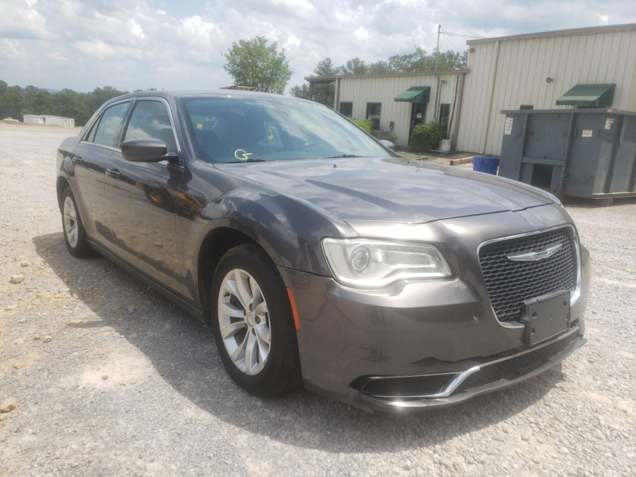 CHRYSLER 300 LIMITE 2015 with VIN 2C3CCAAG4FH930885 - Photo from auction