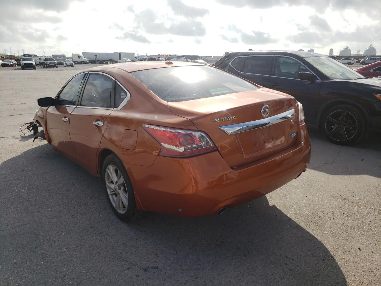 Photo 3 from auction – 2013 NISSAN ALTIMA 2.5 with VIN 1N4AL3AP1DN585646