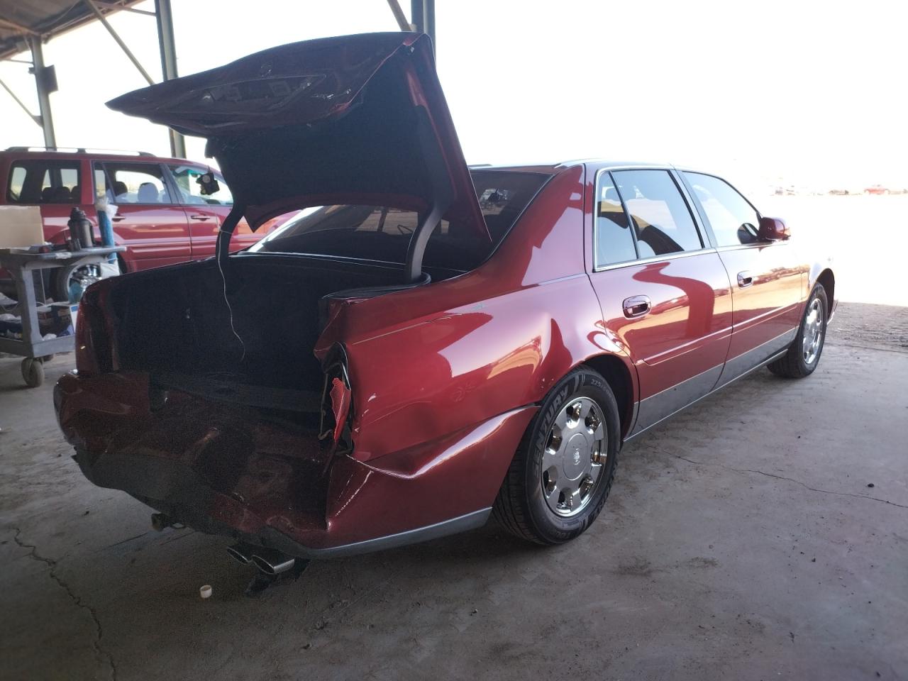 Photo 4 from auction – 2004 CADILLAC DEVILLE with VIN 1G6KD54Y54U195699