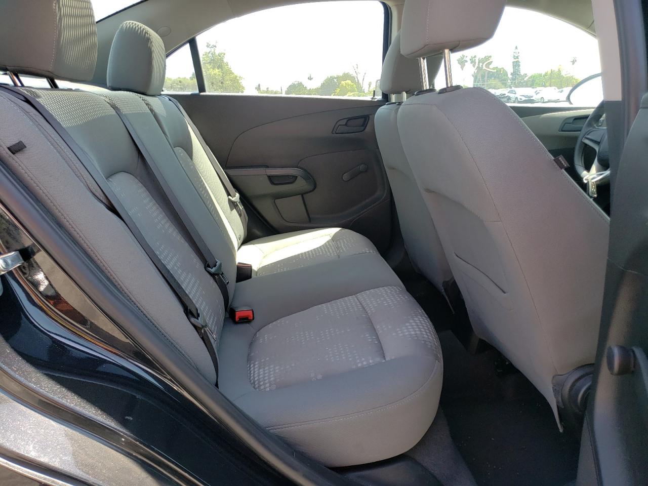 Photo 6 from auction – 2015 CHEVROLET SONIC LS with VIN 1G1JA5SH1F4215169