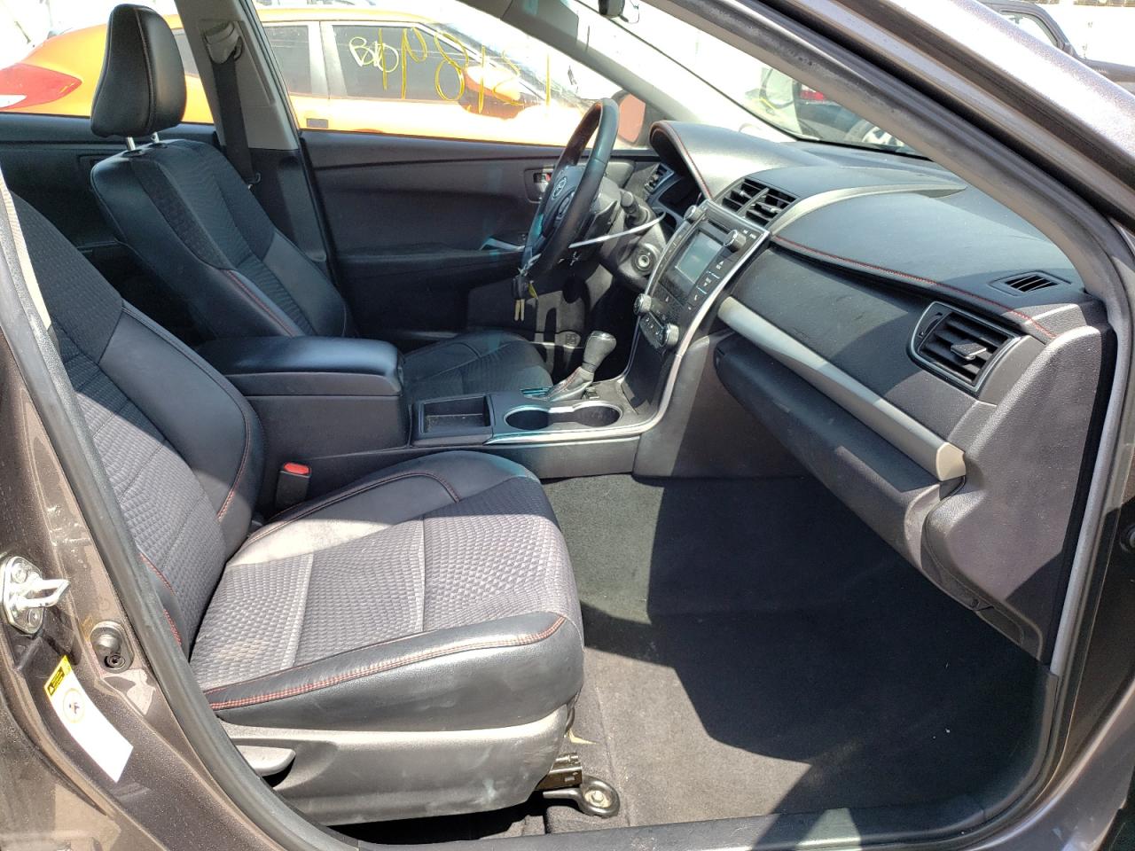 Photo 5 from auction – 2015 TOYOTA CAMRY LE with VIN 4T1BF1FKXFU961093