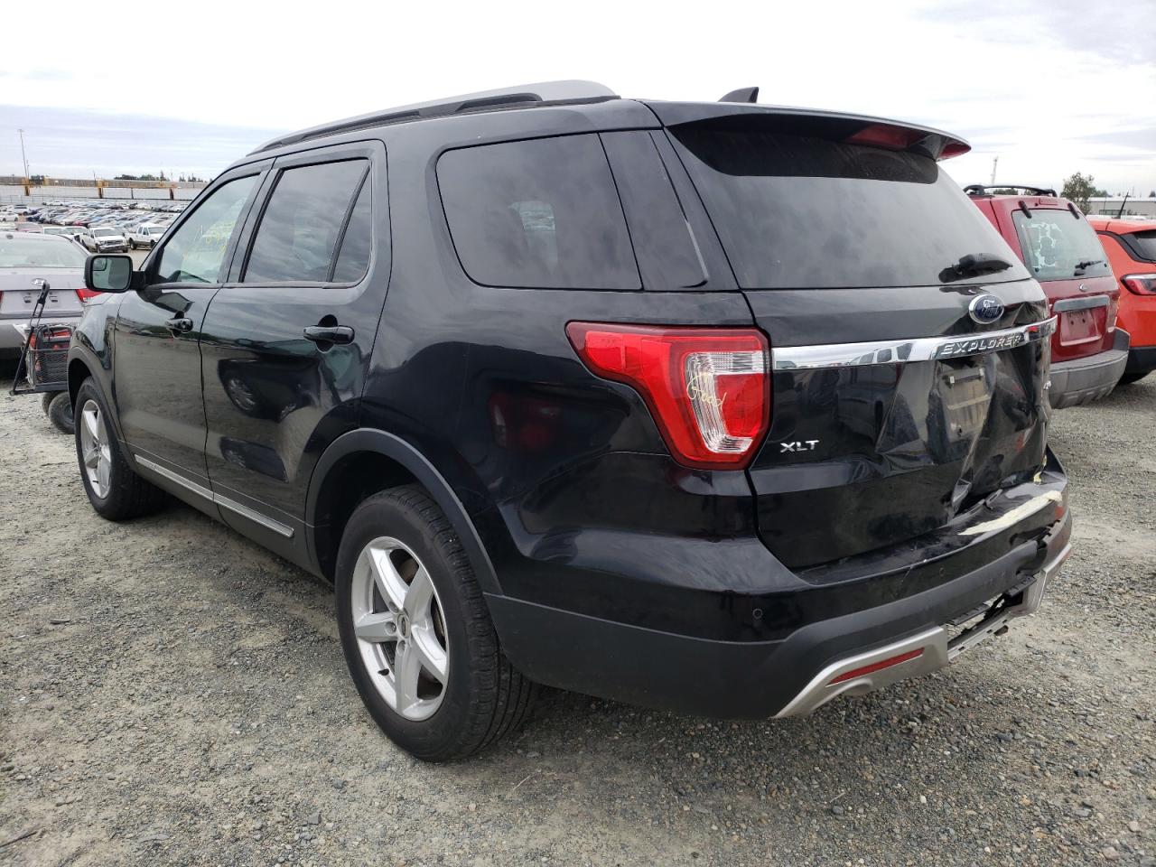 Photo 3 from auction – 2017 FORD EXPLORER X with VIN 1FM5K8D83HGC32993