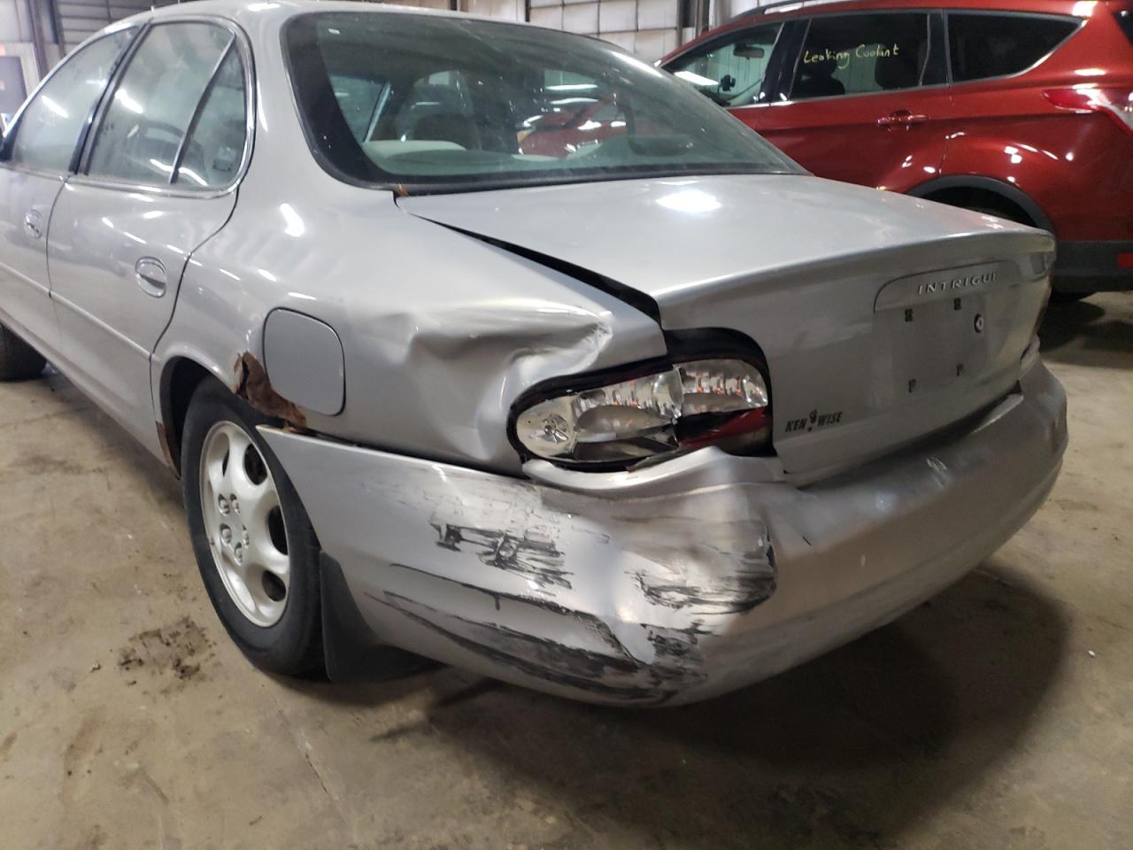Photo 9 from auction – 1998 OLDSMOBILE INTRIGUE G with VIN 1G3WS52K2WF388970