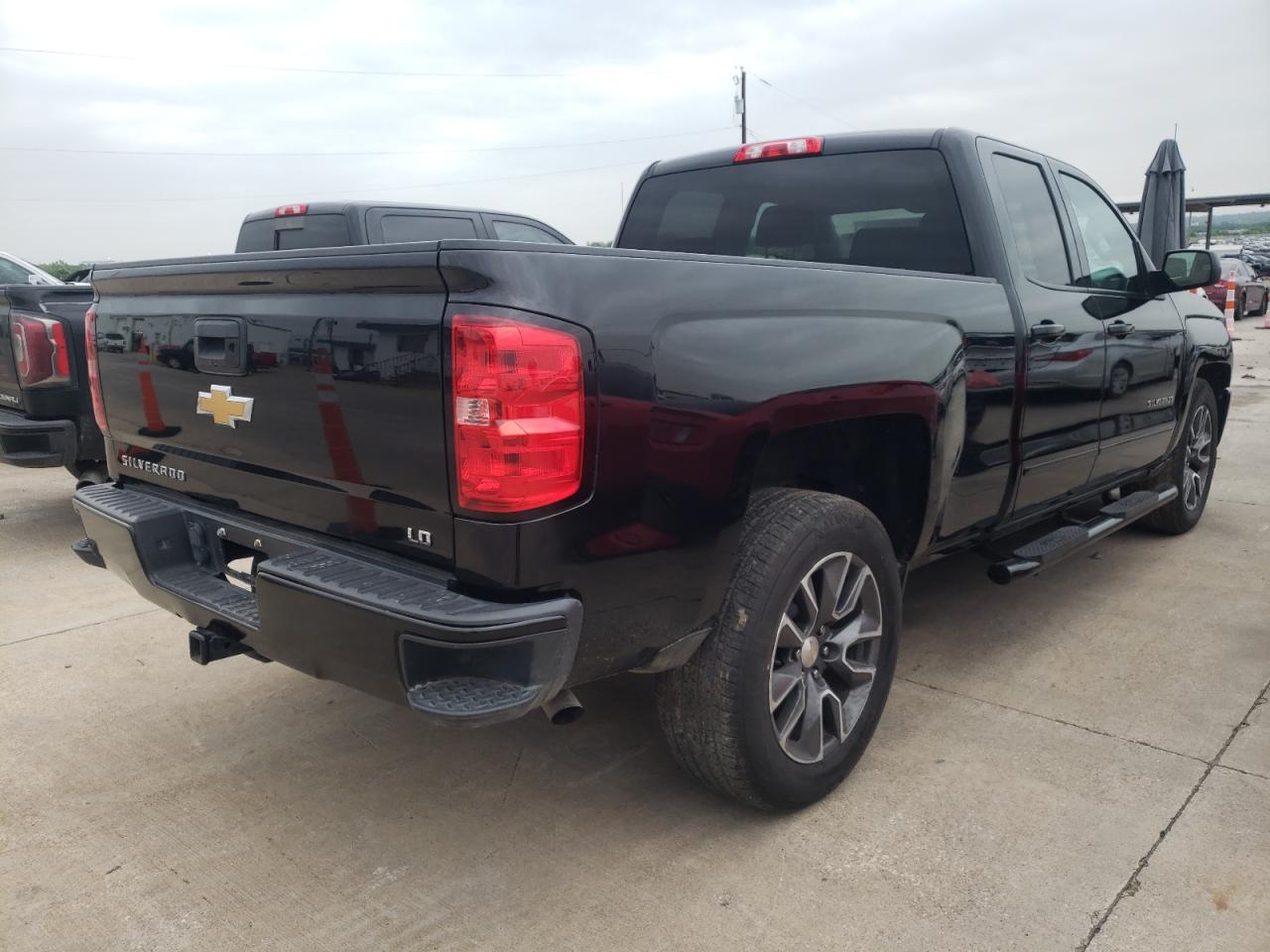 Photo 4 from auction – 2019 CHEVROLET SILVERADO with VIN 2GCRCPECXK1116064