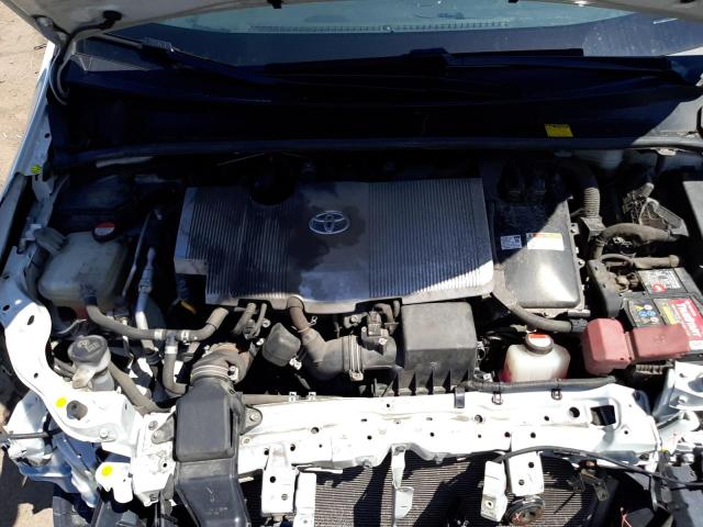Photo 7 from auction – 2016 TOYOTA PRIUS with VIN JTDKBRFU1G3002754