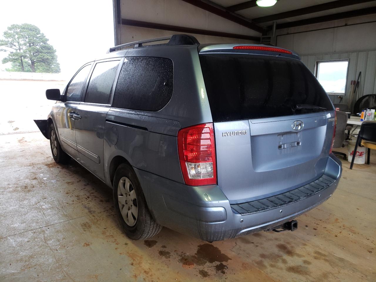 Photo 3 from auction – 2008 HYUNDAI ENTOURAGE with VIN KNDMC233086051095
