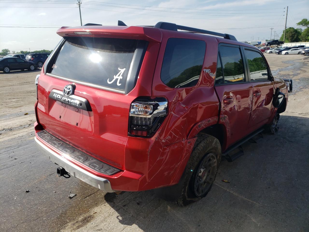 Photo 4 from auction – 2019 TOYOTA 4RUNNER SR with VIN JTEBU5JR9K5649739