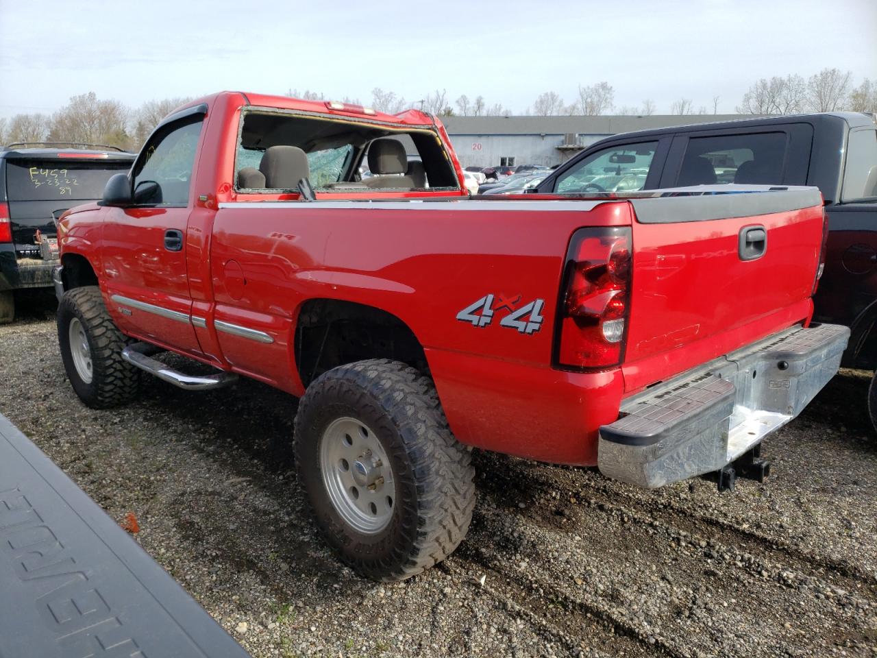 Photo 3 from auction – 2006 CHEVROLET SILVERADO with VIN 3GCEK14X56G242283