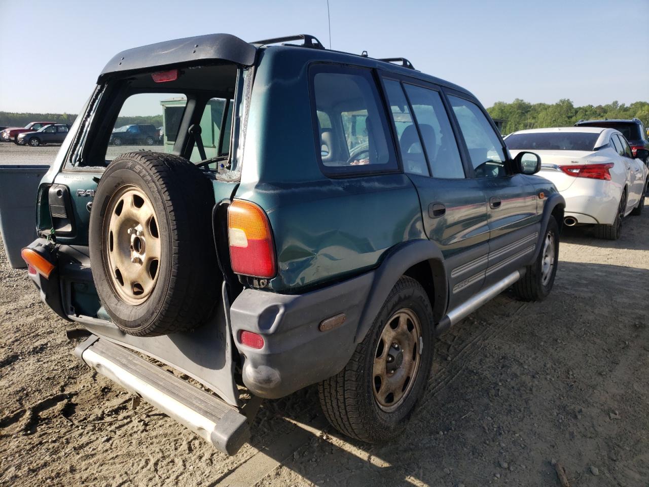 Photo 4 from auction – 1997 TOYOTA RAV4 with VIN JT3GP10V8V7017854