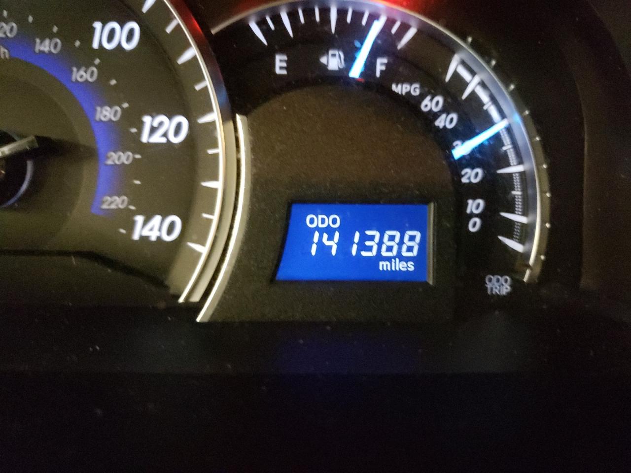 Photo 8 from auction – 2014 TOYOTA CAMRY L with VIN 4T4BF1FK1ER359817