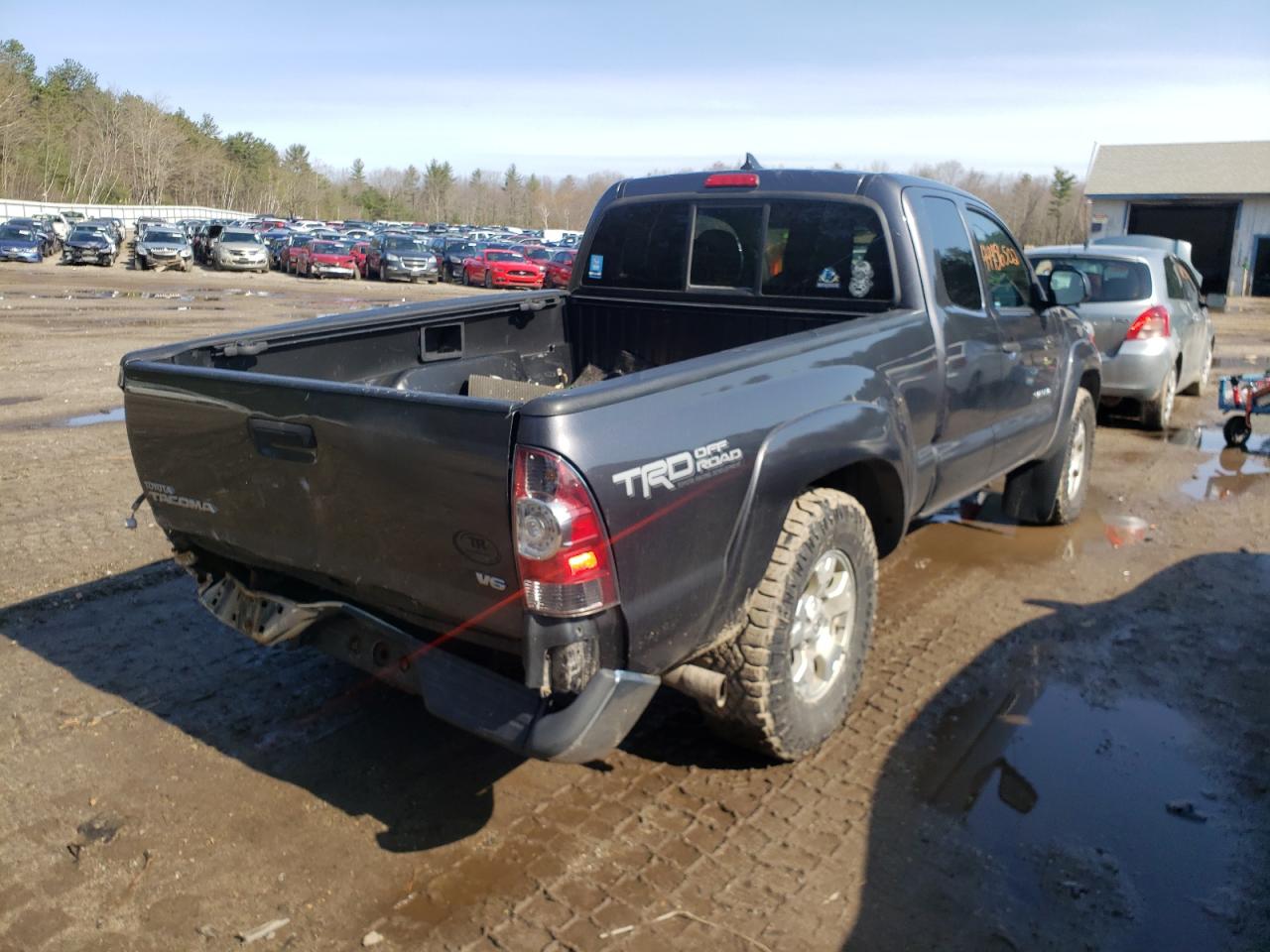 Photo 4 from auction – 2012 TOYOTA TACOMA with VIN 5TFUU4EN9CX041675