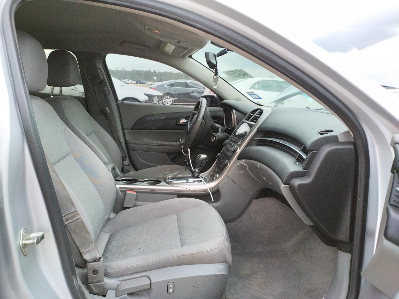 Photo 5 from auction – 2013 CHEVROLET MALIBU LS with VIN 1G11A5SA6DF270026