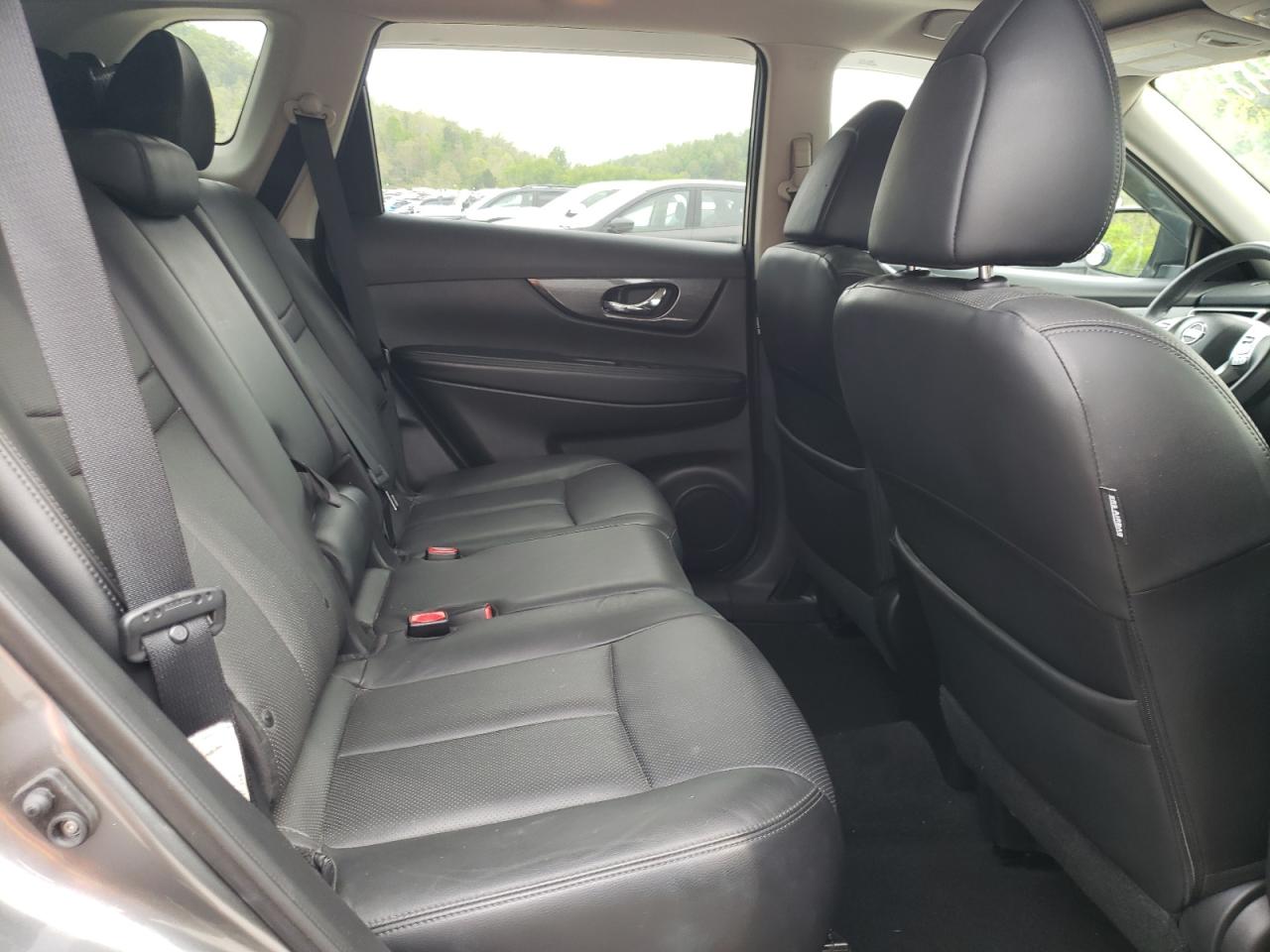 Photo 6 from auction – 2014 NISSAN ROGUE S with VIN 5N1AT2MV7EC852456