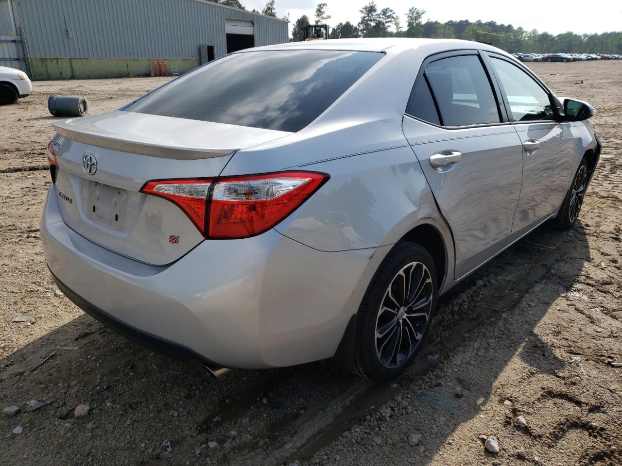 Photo 4 from auction – 2014 TOYOTA COROLLA L with VIN 2T1BURHEXEC152477