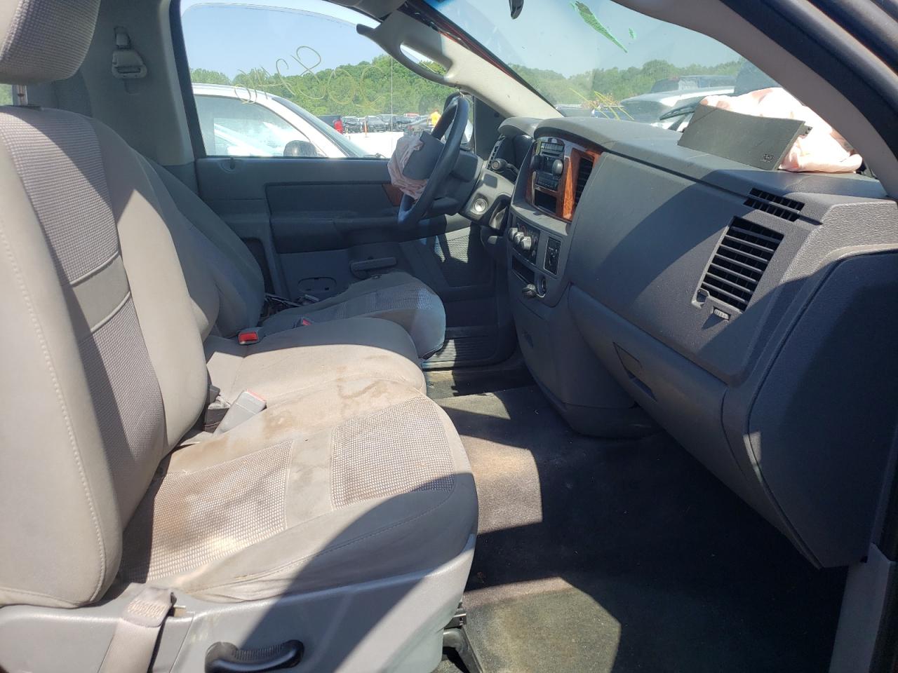 Photo 5 from auction – 2006 DODGE RAM 1500 S with VIN 1D7HA16236J175544