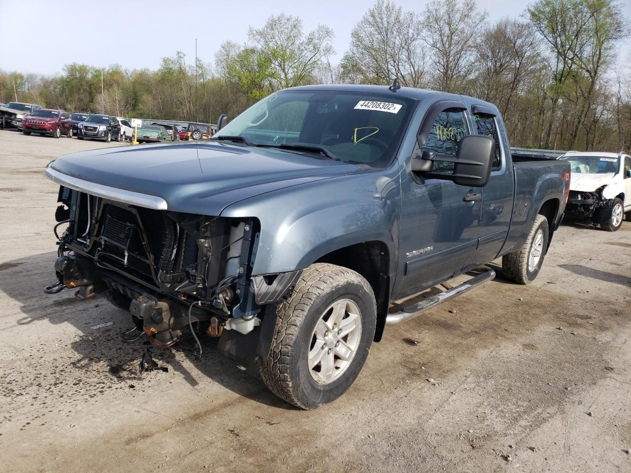 Photo 2 from auction – 2011 GMC SIERRA K15 with VIN 1GTR2VE39BZ317808