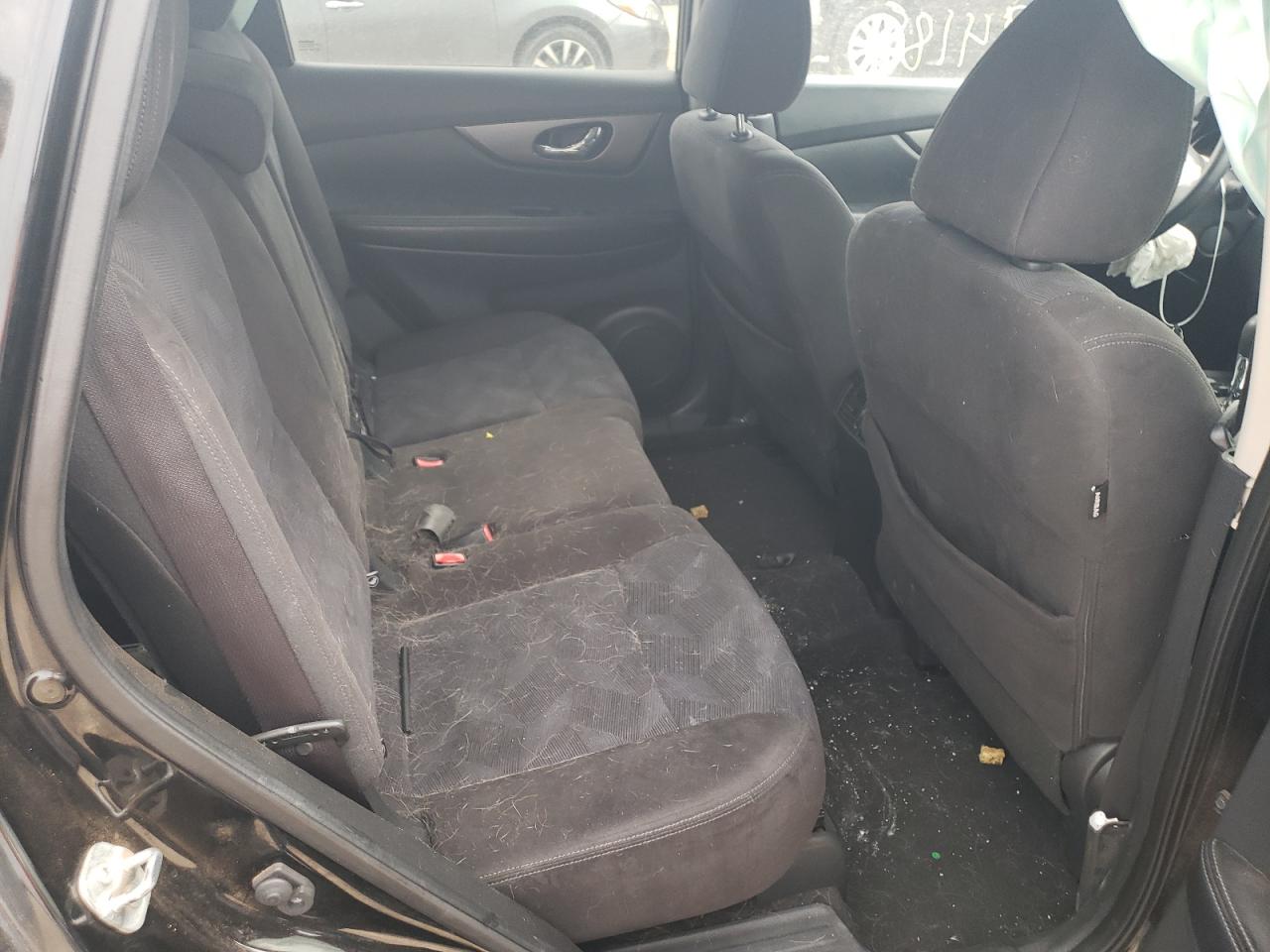 Photo 6 from auction – 2015 NISSAN ROGUE S with VIN KNMAT2MT4FP575827