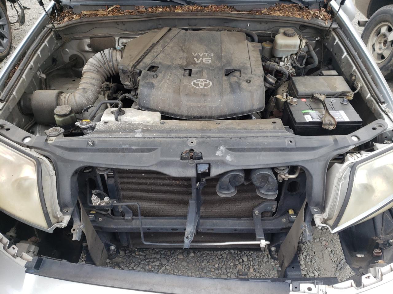 Photo 7 from auction – 2005 TOYOTA 4RUNNER SR with VIN JTEBU14R558031289