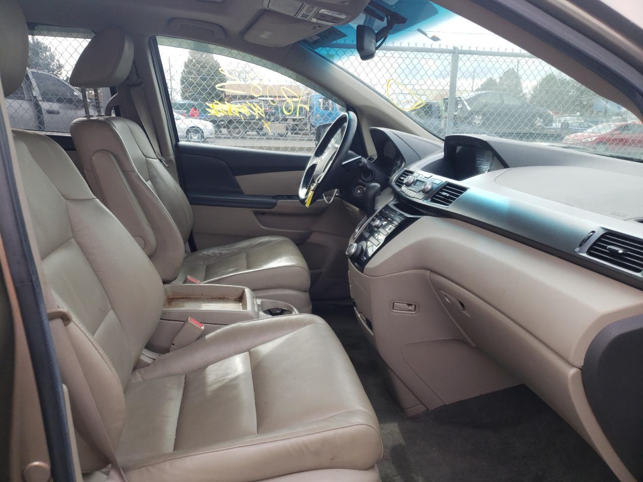 Photo 5 from auction – 2012 HONDA ODYSSEY EX with VIN 5FNRL5H69CB046811