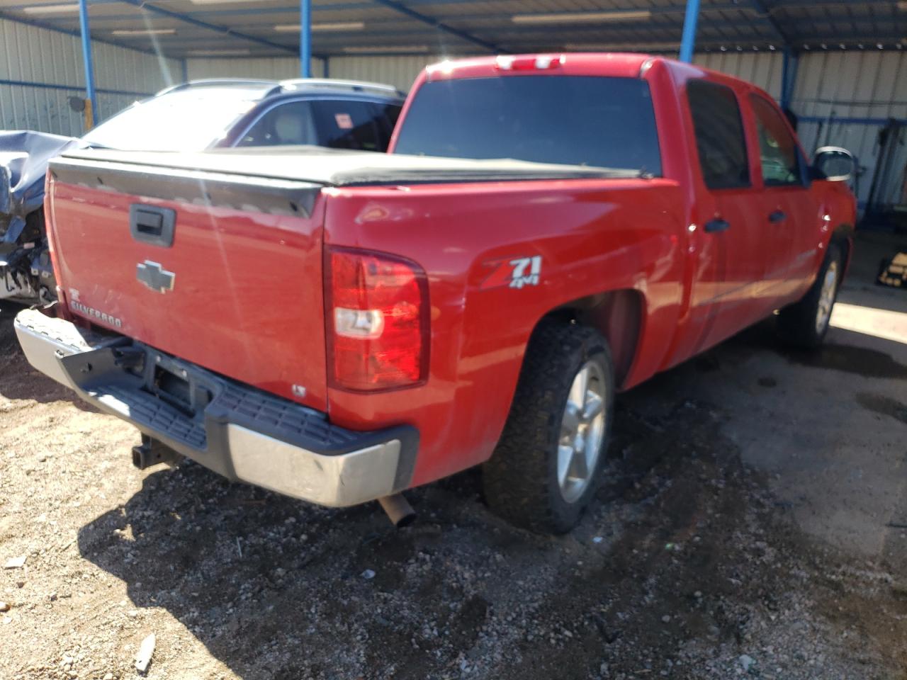 Photo 4 from auction – 2007 CHEVROLET SILVRK1500 with VIN 2GCEK13MX71686888