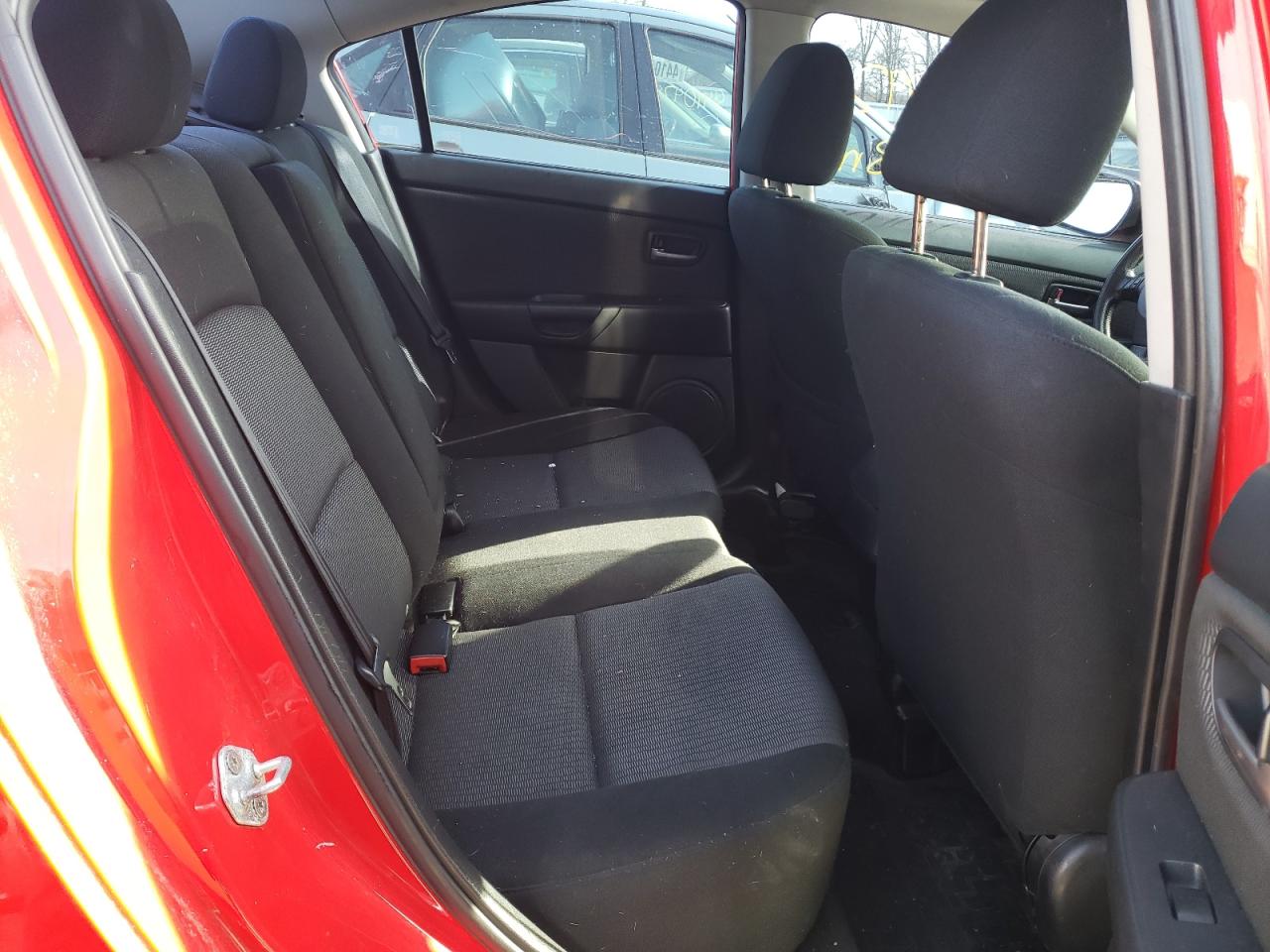 Photo 6 from auction – 2007 MAZDA 3 I with VIN JM1BK12F971752021