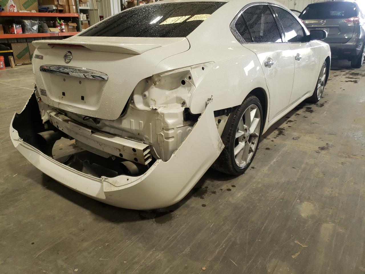 Photo 10 from auction – 2009 NISSAN MAXIMA S with VIN 1N4AA51E09C803949