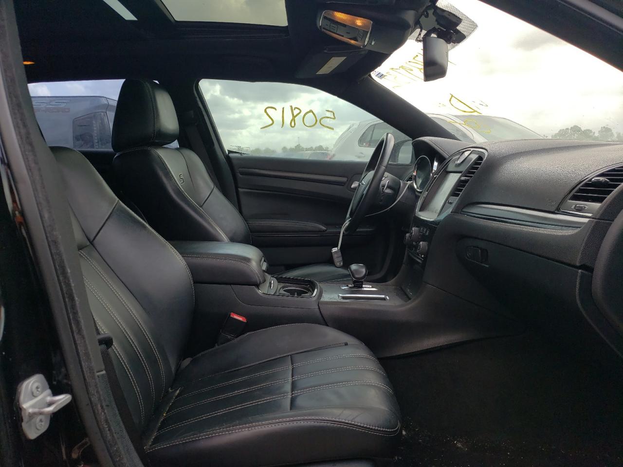 Photo 5 from auction – 2014 CHRYSLER 300 S with VIN 2C3CCABG4EH352154