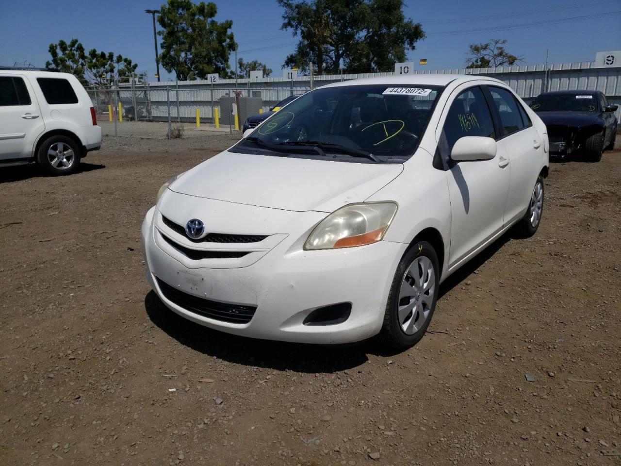 Photo 2 from auction – 2007 TOYOTA YARIS with VIN JTDBT923071139626