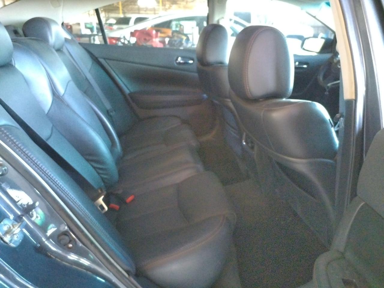 Photo 6 from auction – 2013 NISSAN MAXIMA S with VIN 1N4AA5AP2DC810668