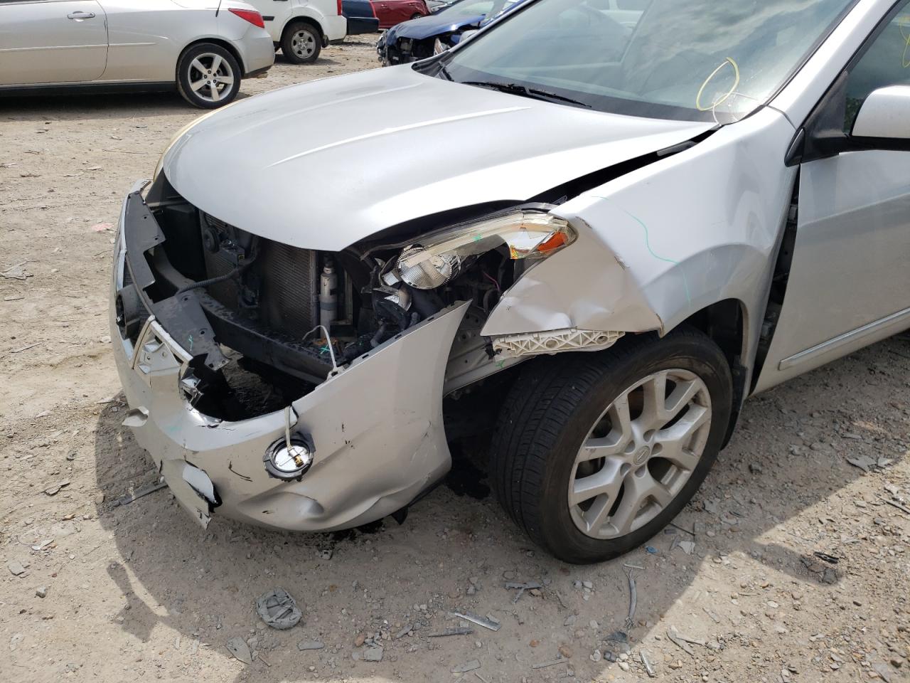 Photo 9 from auction – 2013 NISSAN ROGUE S with VIN JN8AS5MT2DW539906