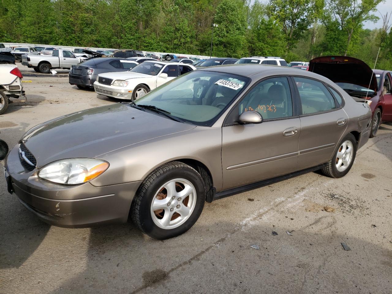 Photo 2 from auction – 2003 FORD TAURUS SES with VIN 1FAFP55223G234719