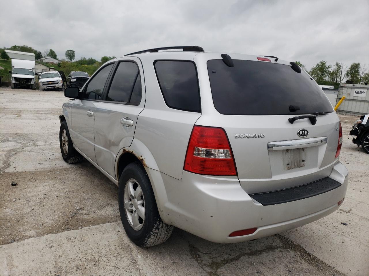 Photo 3 from auction – 2006 KIA SORENTO EX with VIN KNDJC735285799838