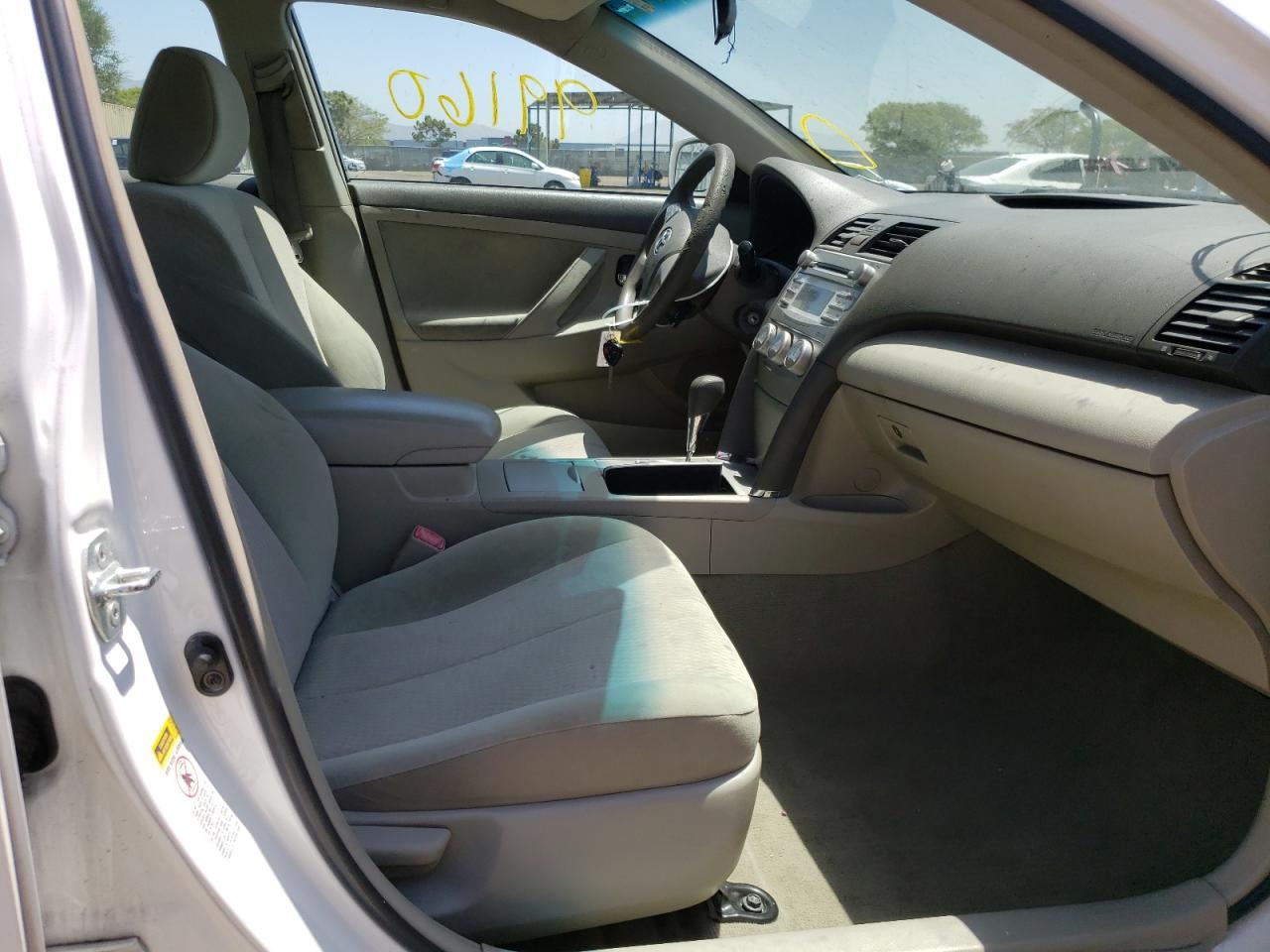 Photo 5 from auction – 2011 TOYOTA CAMRY BASE with VIN 4T4BF3EK8BR164497