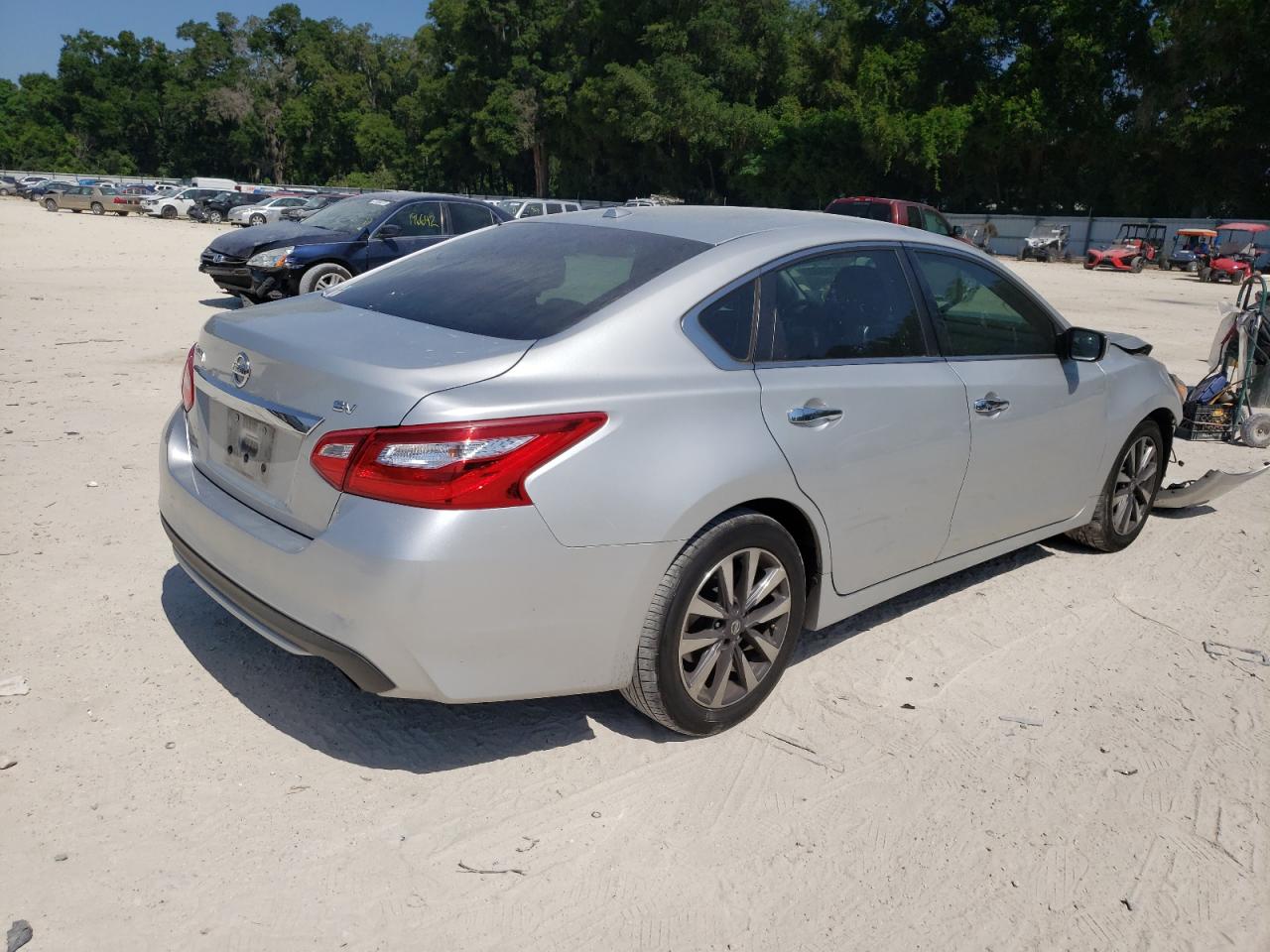 Photo 4 from auction – 2017 NISSAN ALTIMA 2.5 with VIN 1N4AL3APXHC292829