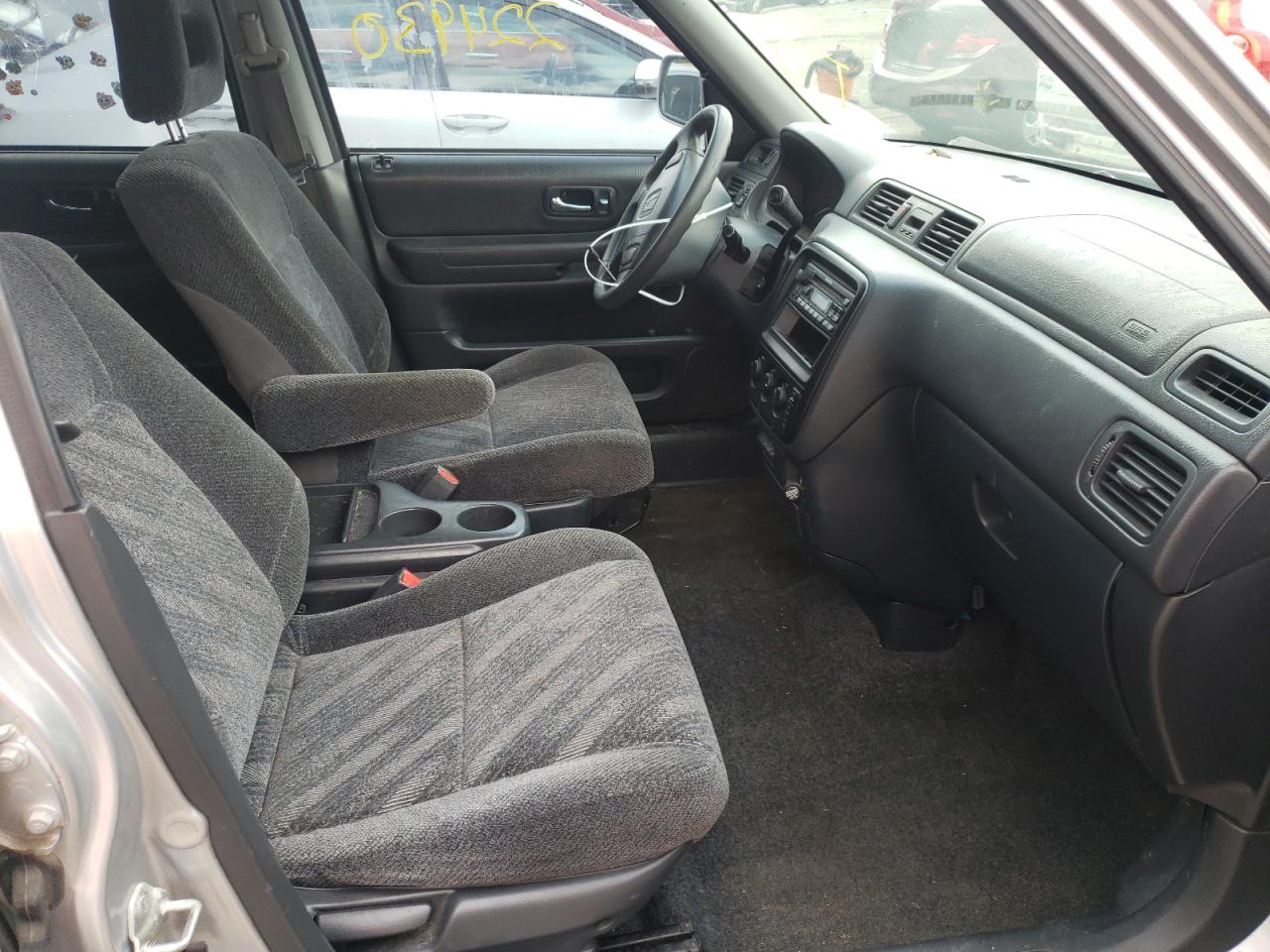 Photo 5 from auction – 2001 HONDA CR-V EX with VIN JHLRD18631C044040