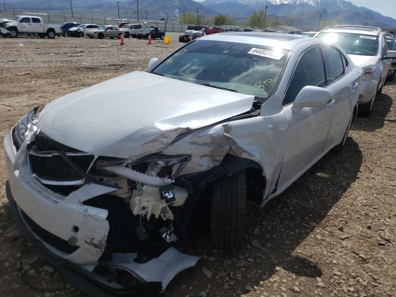 Photo 2 from auction – 2008 LEXUS IS 250 with VIN JTHCK262682024295